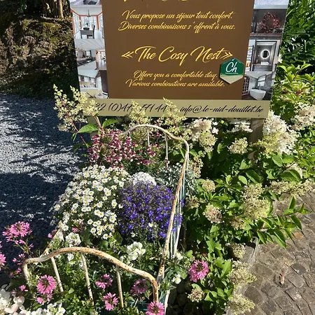 Le Nid Douillet アパート ティユー